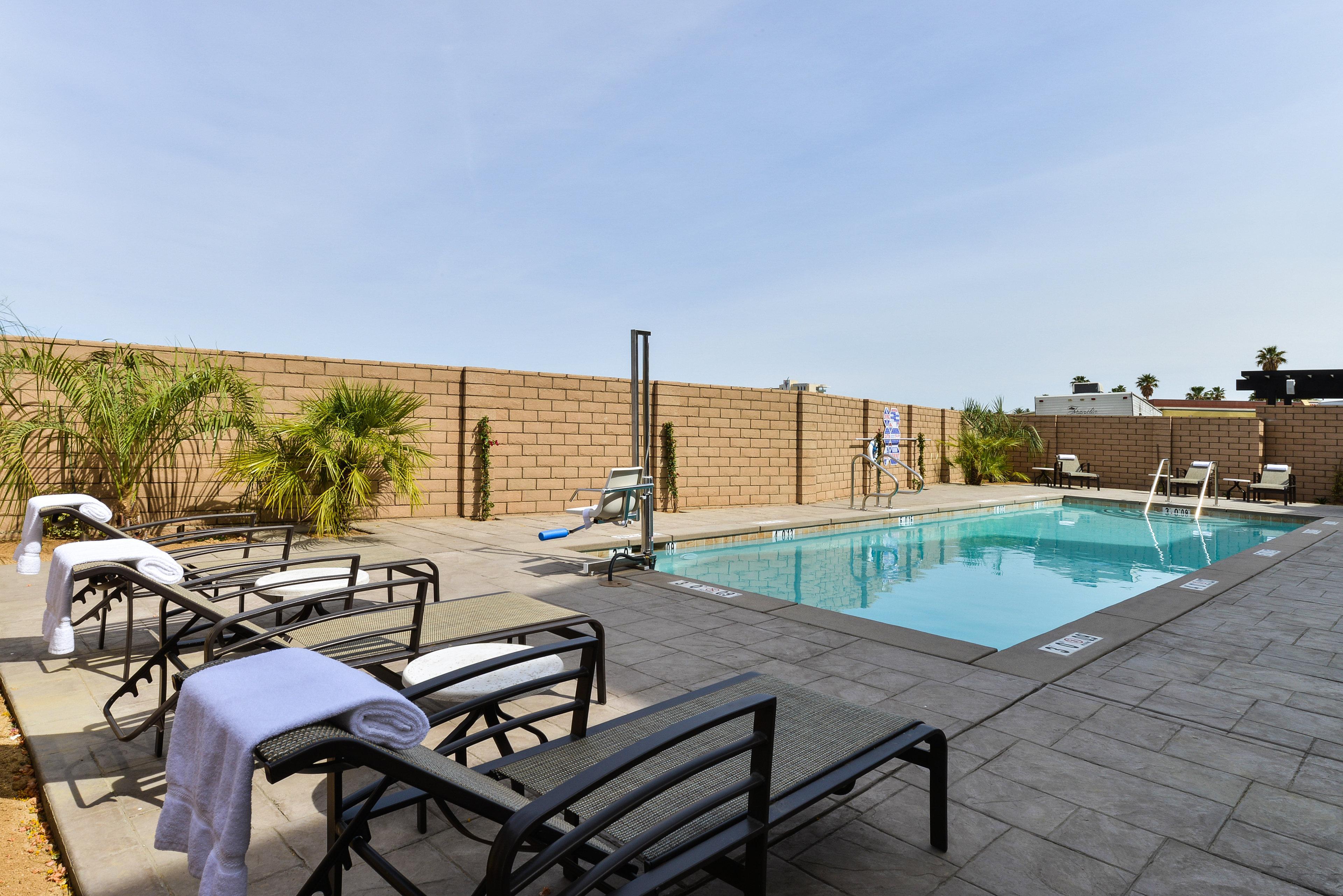 Holiday Inn Express & Suites Indio - Coachella Valley By Ihg Экстерьер фото