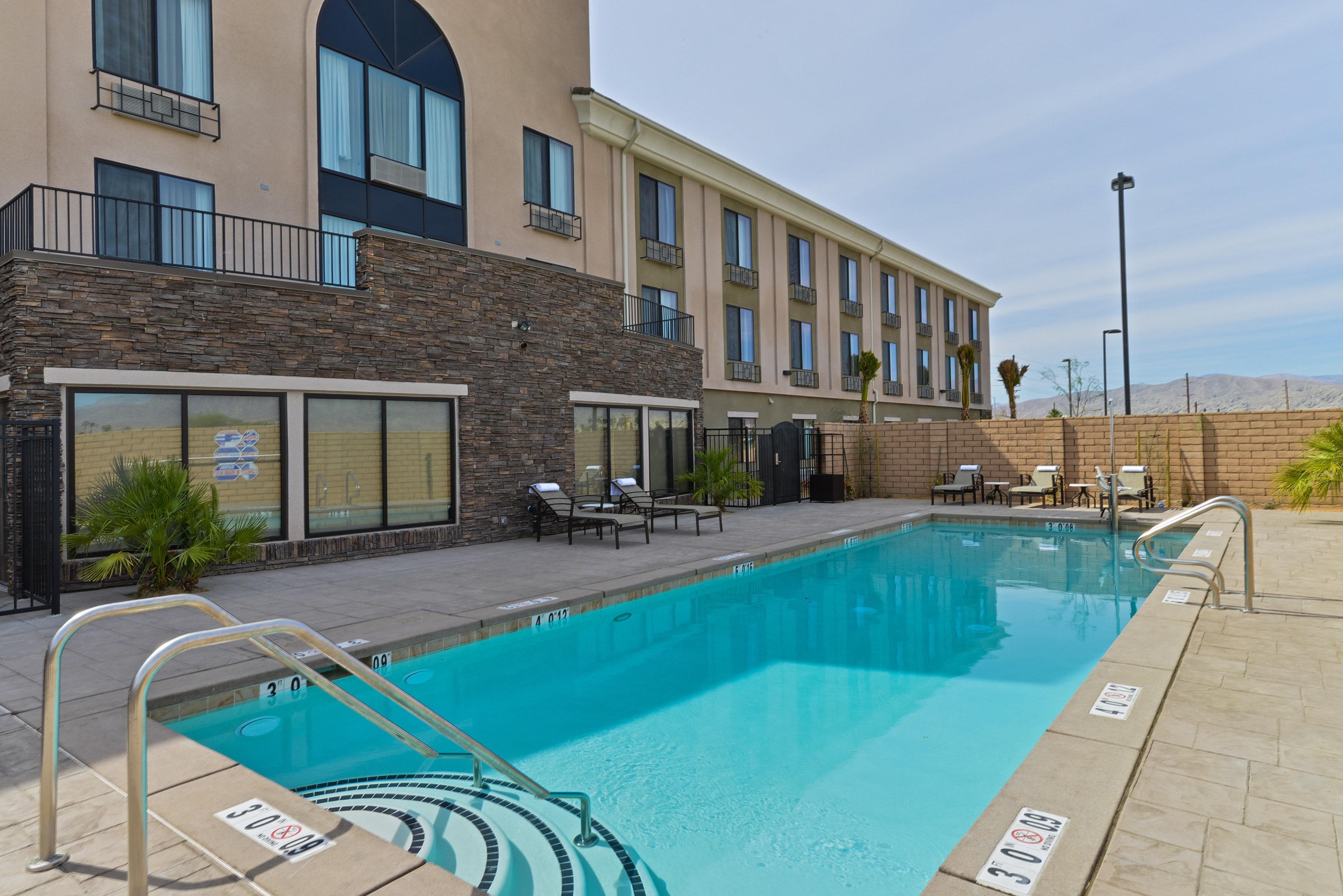 Holiday Inn Express & Suites Indio - Coachella Valley By Ihg Экстерьер фото