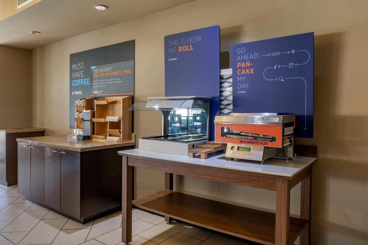 Holiday Inn Express & Suites Indio - Coachella Valley By Ihg Экстерьер фото